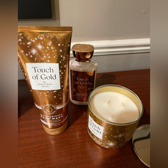 Bath & Body Works - 3 Pc Touch Of Gold Body Wash, Body Lotion & Candle - Picture 3 of 3